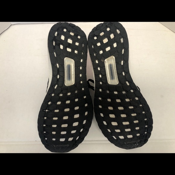 Adidas Ultraboost 19 - Picture 6 of 9